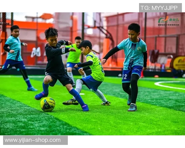 足球明星与球迷的激情碰撞展现足球文化的魅力与情感共鸣